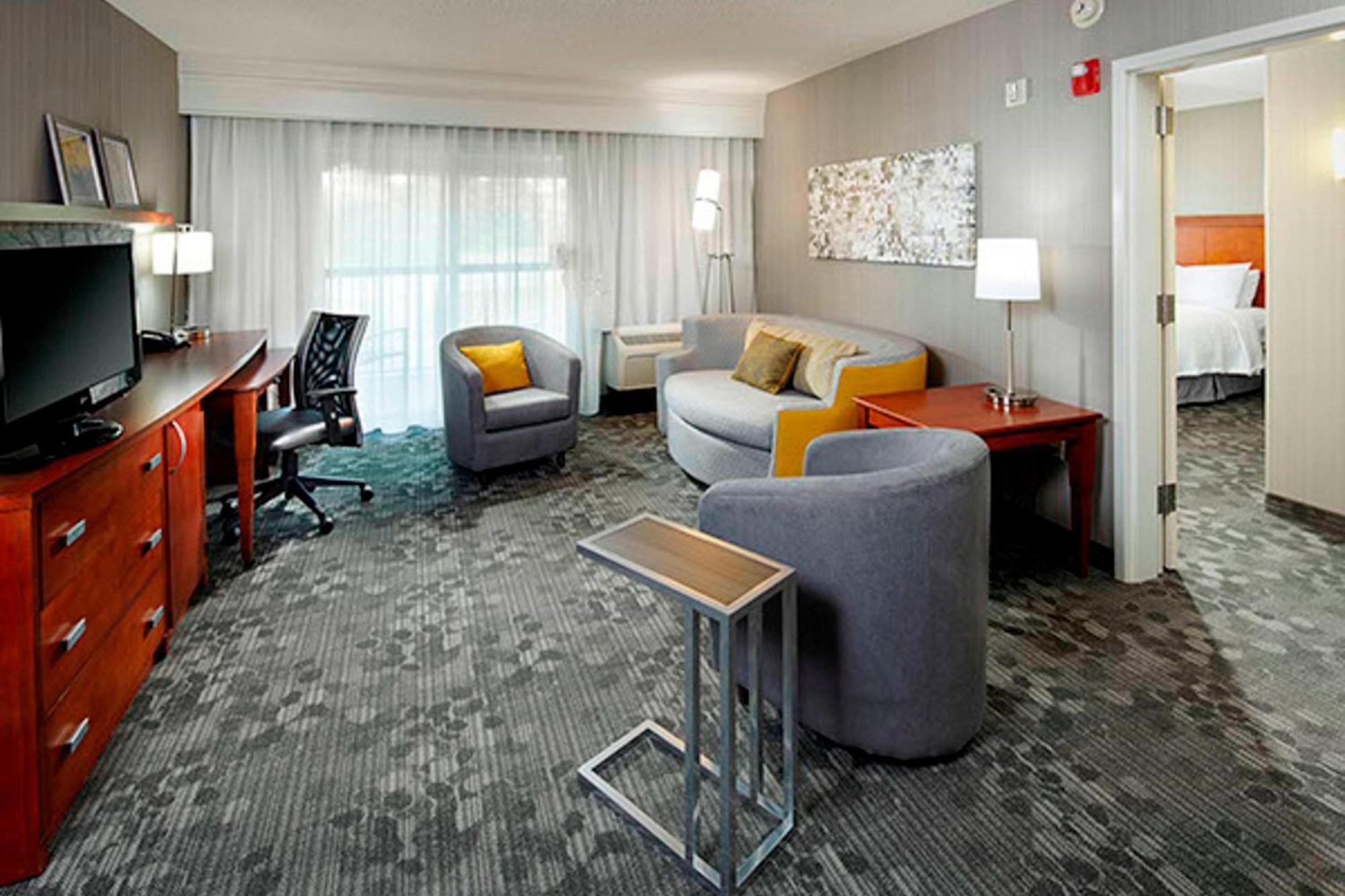 Courtyard By Marriott Akron Stow Extérieur photo