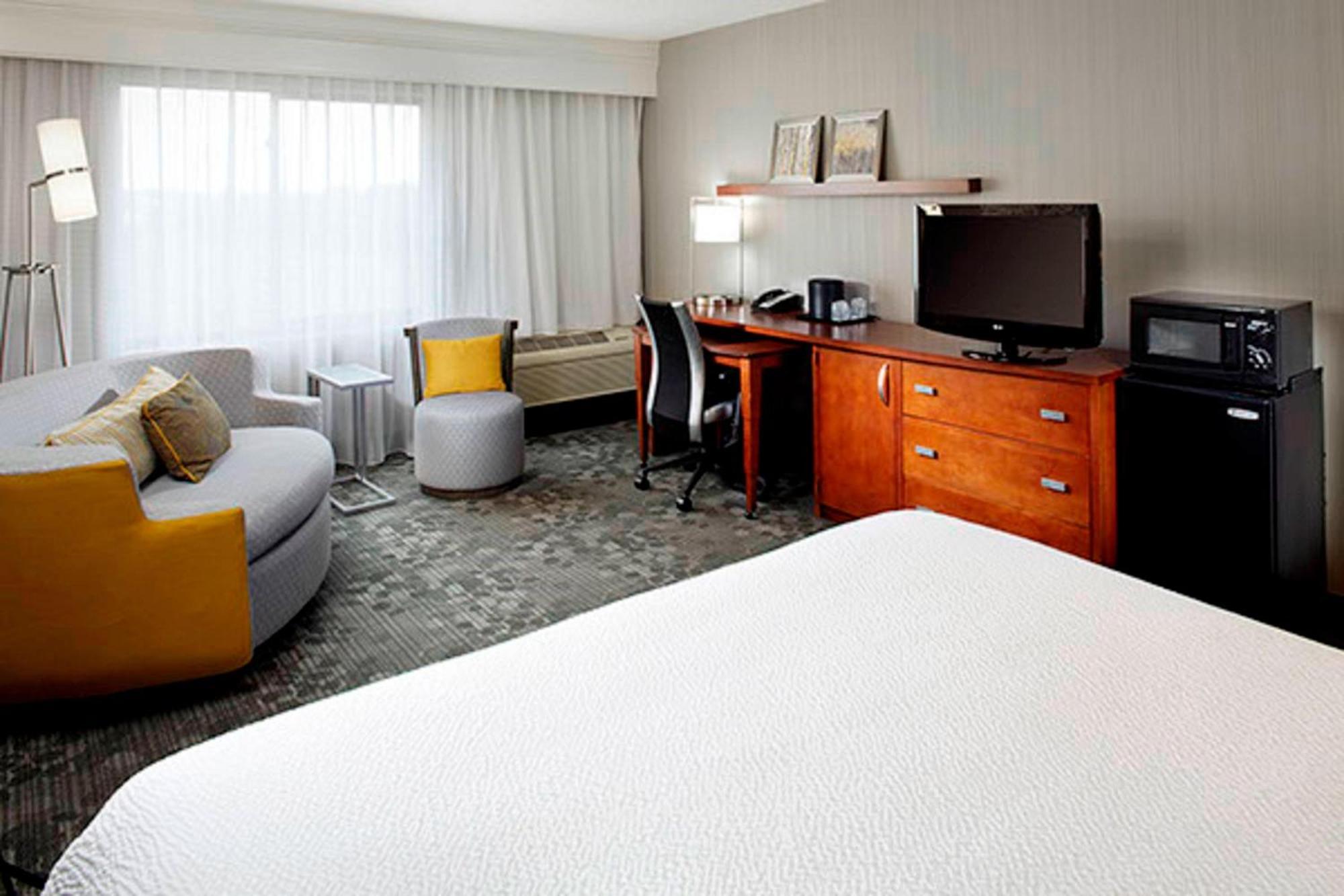 Courtyard By Marriott Akron Stow Extérieur photo